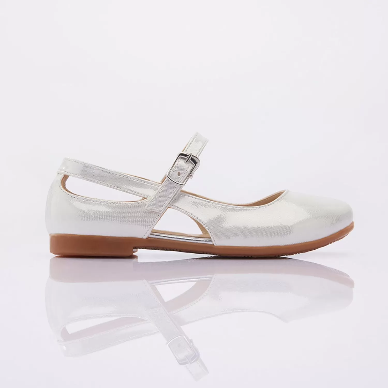 Shoes^Perla Cut-Out Flats White