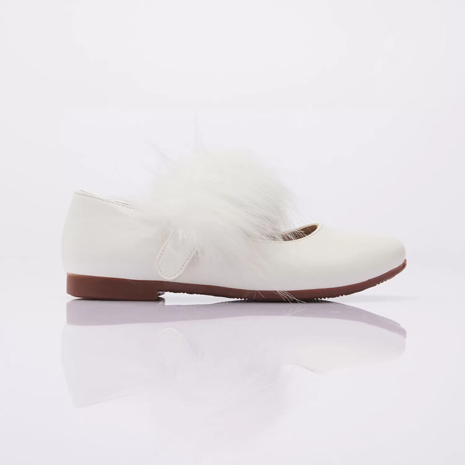 Shoes^Perla Matte Fur Strap Flats White